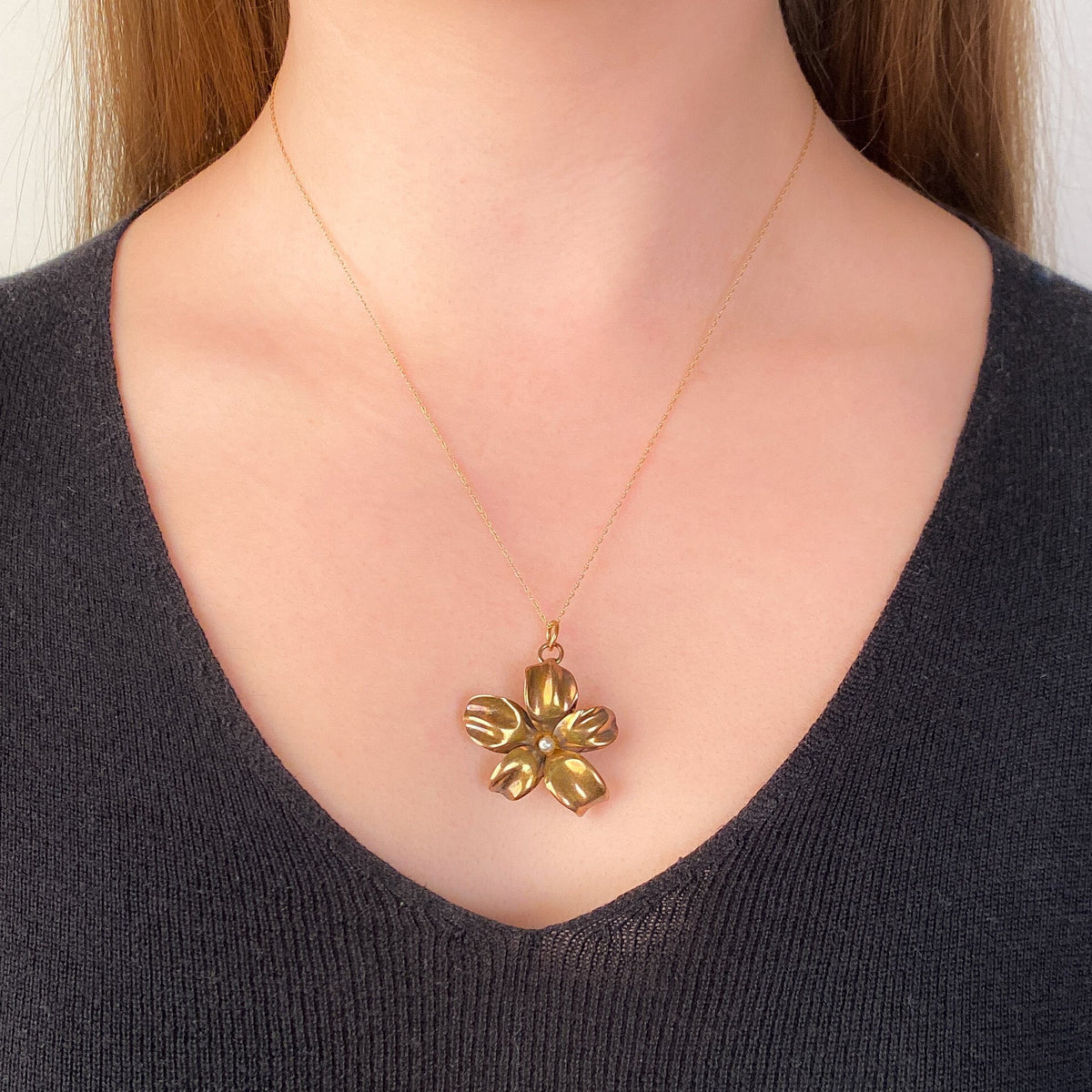 Antique Violet Pendant Brooch of 14k Gold - Trademark Antiques