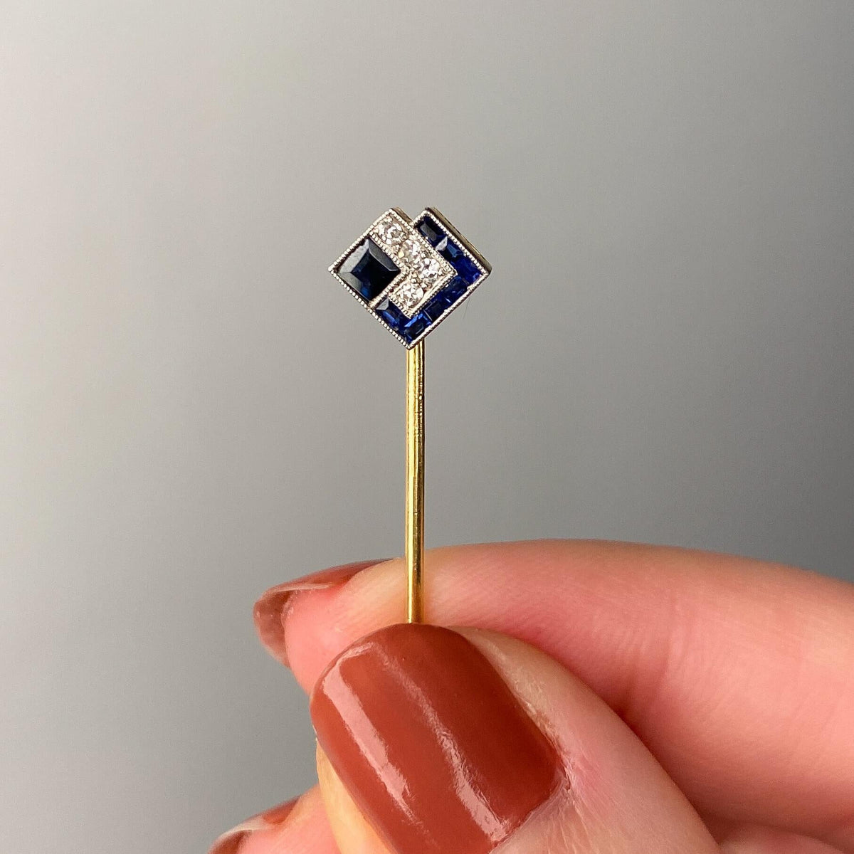 Art Deco Sapphire and Diamond Stickpin of Platinum and 18k Gold - Trademark Antiques