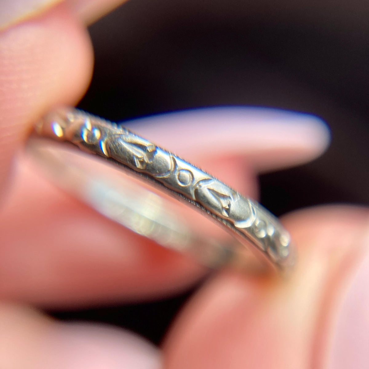 Art Deco Wedding Ring or Wedding Band of 18k Gold - Trademark Antiques