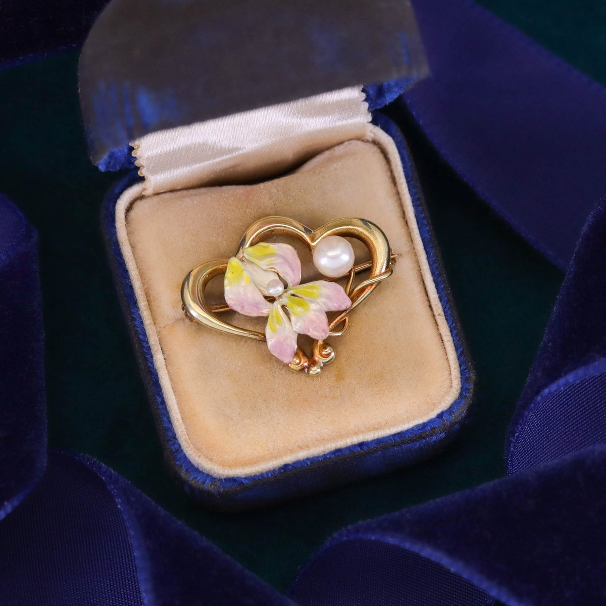 Art Nouveau Enamel Flower Brooch of 14K Gold - Trademark Antiques