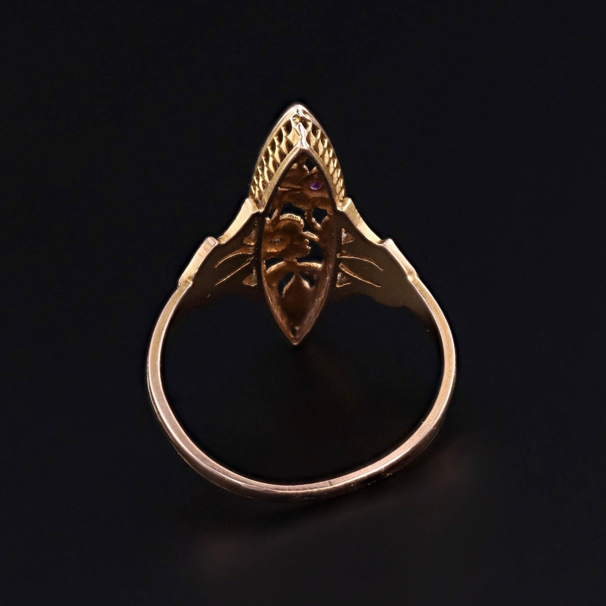 Art Nouveau Floral Ruby and Diamond Ring of 18k Gold - Trademark Antiques
