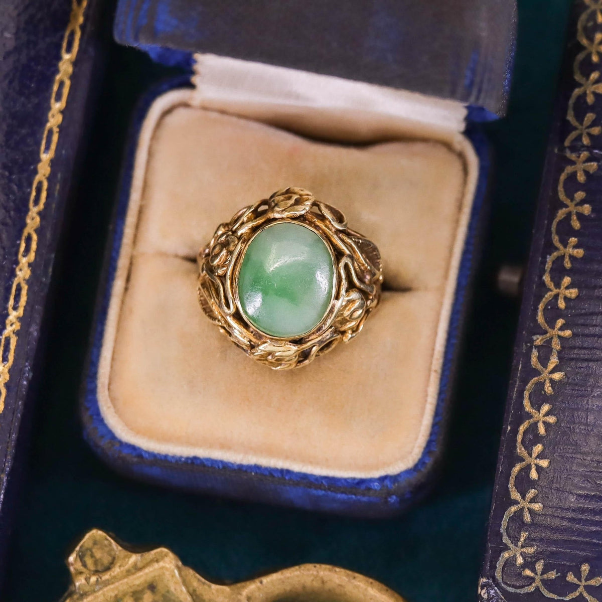 Art Nouveau Jade Ring of 14k Gold - Trademark Antiques