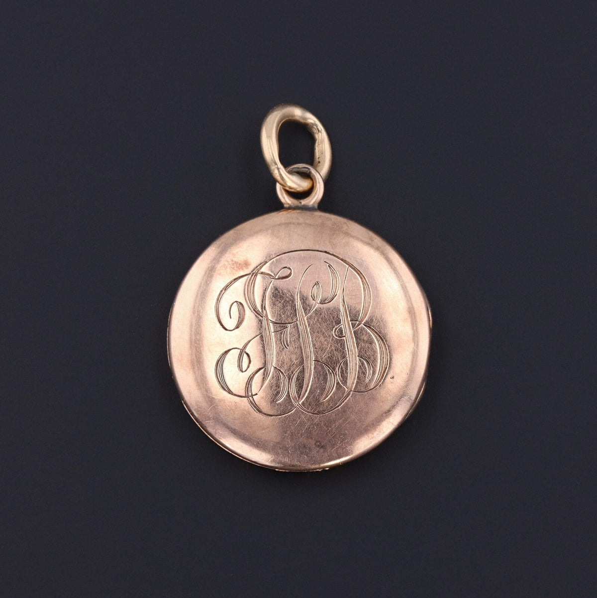 Art Nouveau Locket of 10k Gold - Trademark Antiques