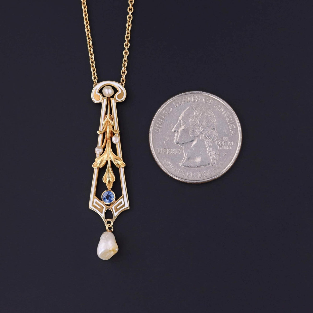 Art Nouveau Necklace of 14k Gold - Trademark Antiques