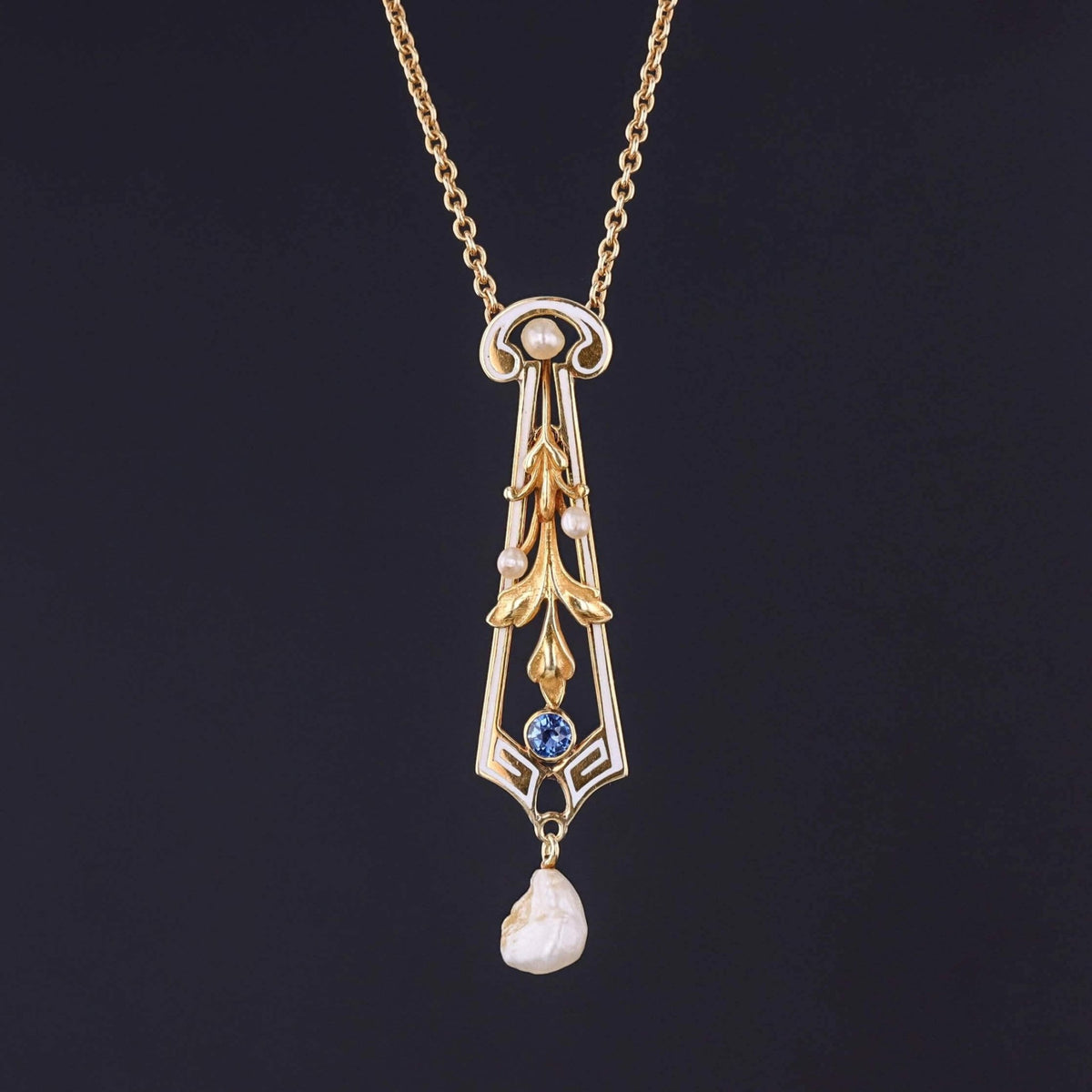 Art Nouveau Necklace of 14k Gold - Trademark Antiques