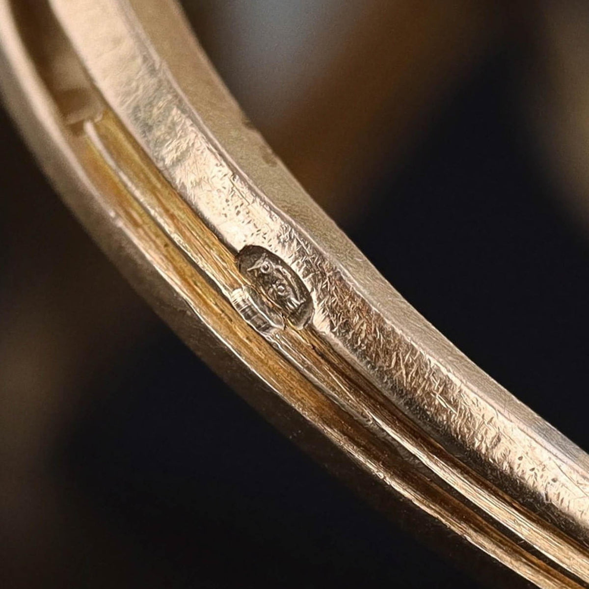 Art Nouveau Opal Wing Ring of 18k Gold - Trademark Antiques