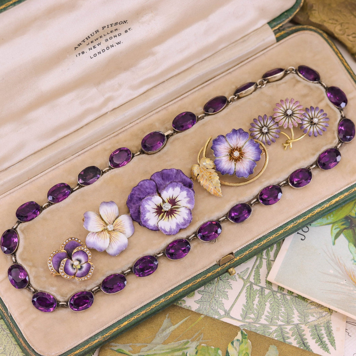 Art Nouveau Purple and Pink Enamel Daisy Brooch of 14k Gold - Trademark Antiques