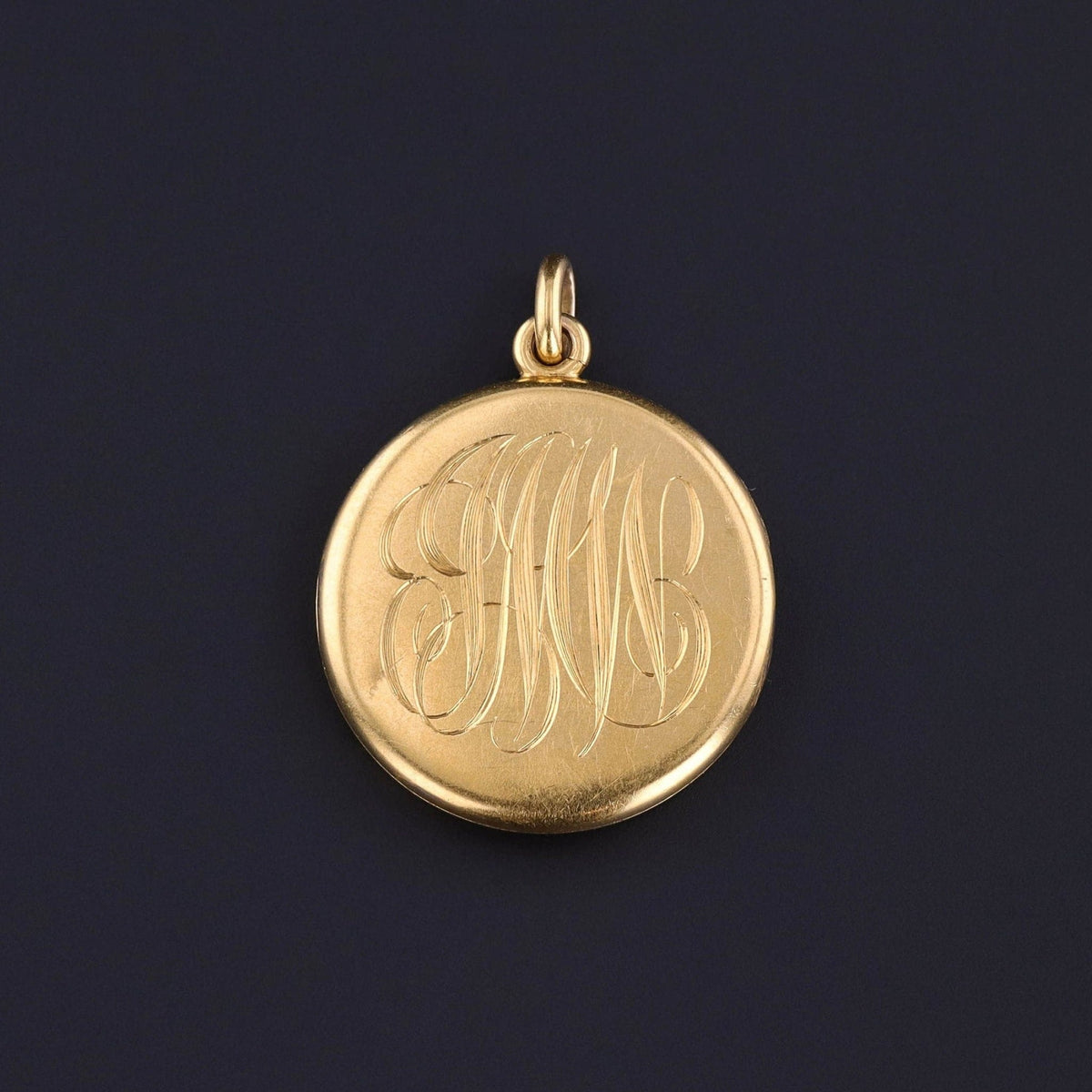 Art Nouveau Woman Locket of 14k Gold - Trademark Antiques