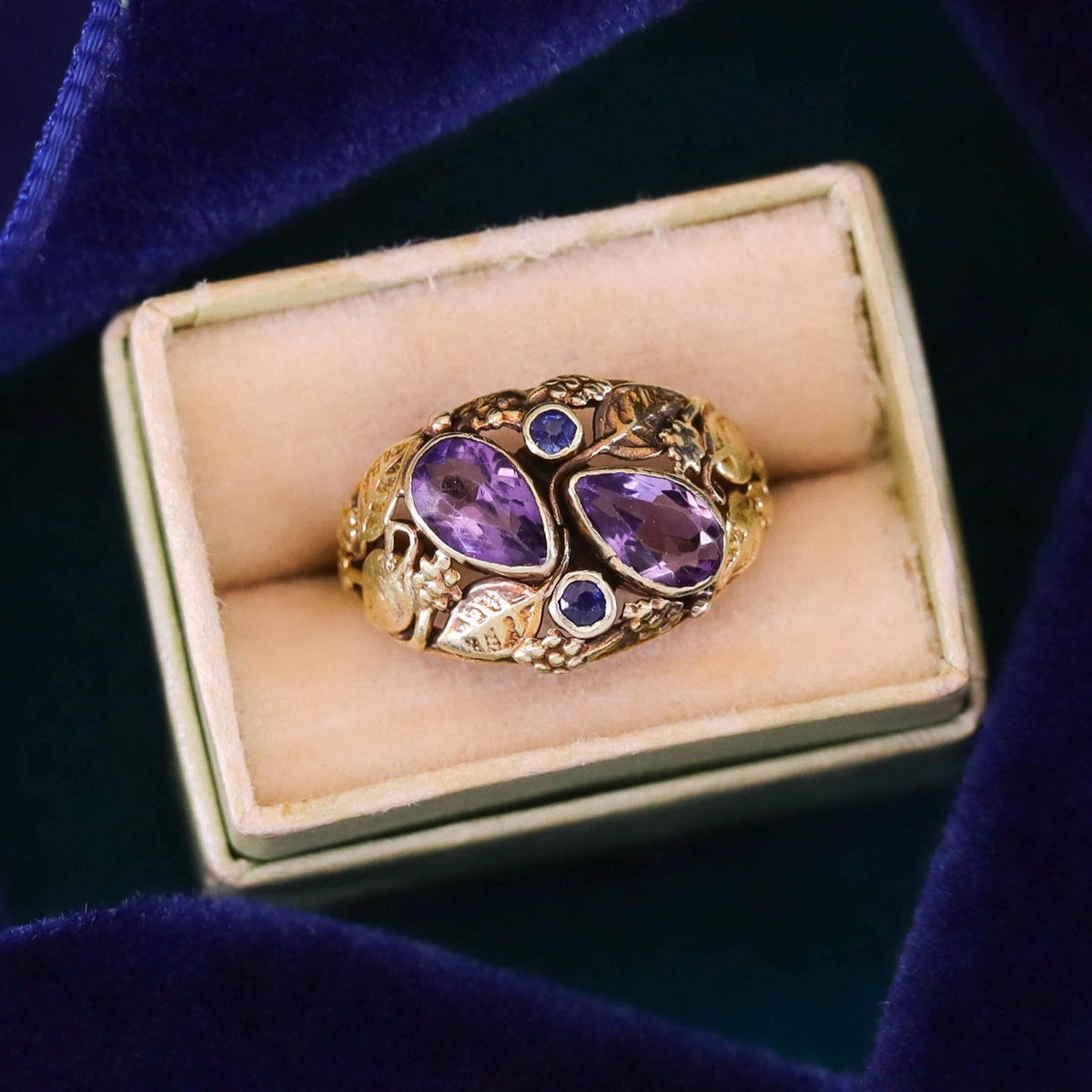 Arts and Crafts Amethyst and Sapphire Ring of 14k Gold - Trademark Antiques