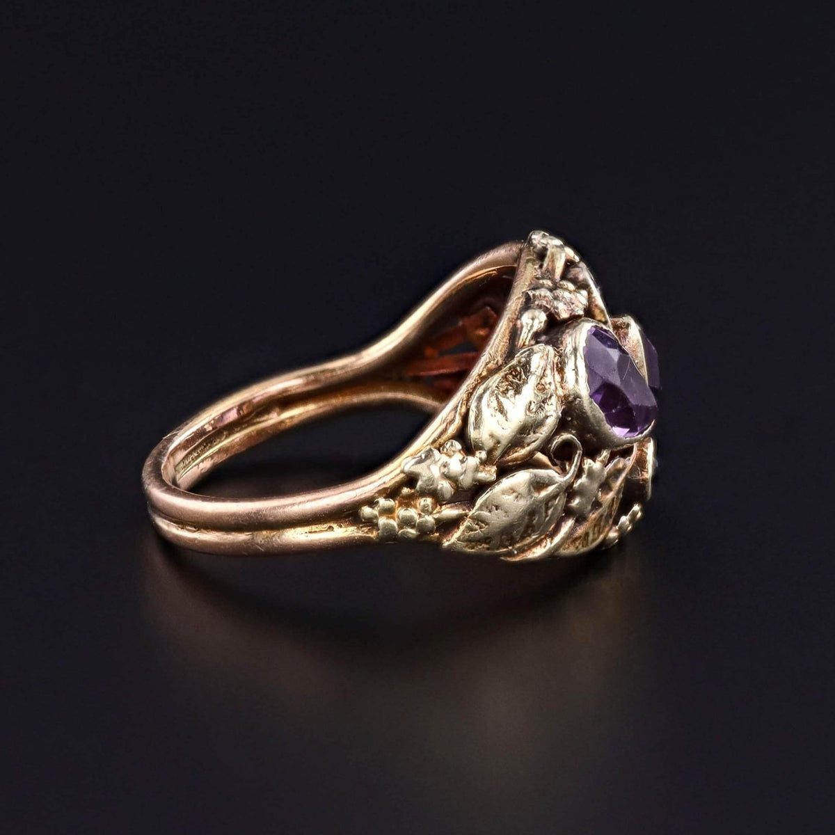 Arts and Crafts Amethyst and Sapphire Ring of 14k Gold - Trademark Antiques