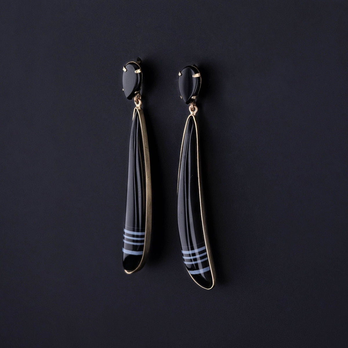 Banded Agate and Onyx Earrings of 14k Gold - Trademark Antiques