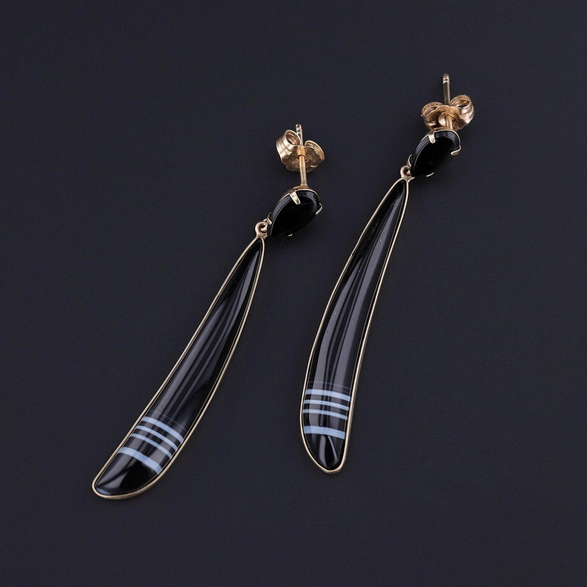 Banded Agate and Onyx Earrings of 14k Gold - Trademark Antiques