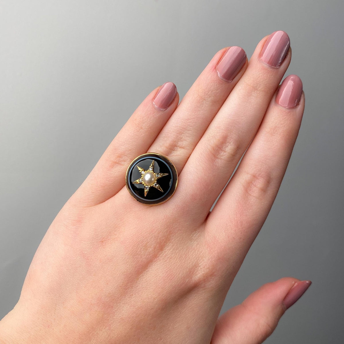 Banded Agate Star Ring of 14k Gold - Trademark Antiques