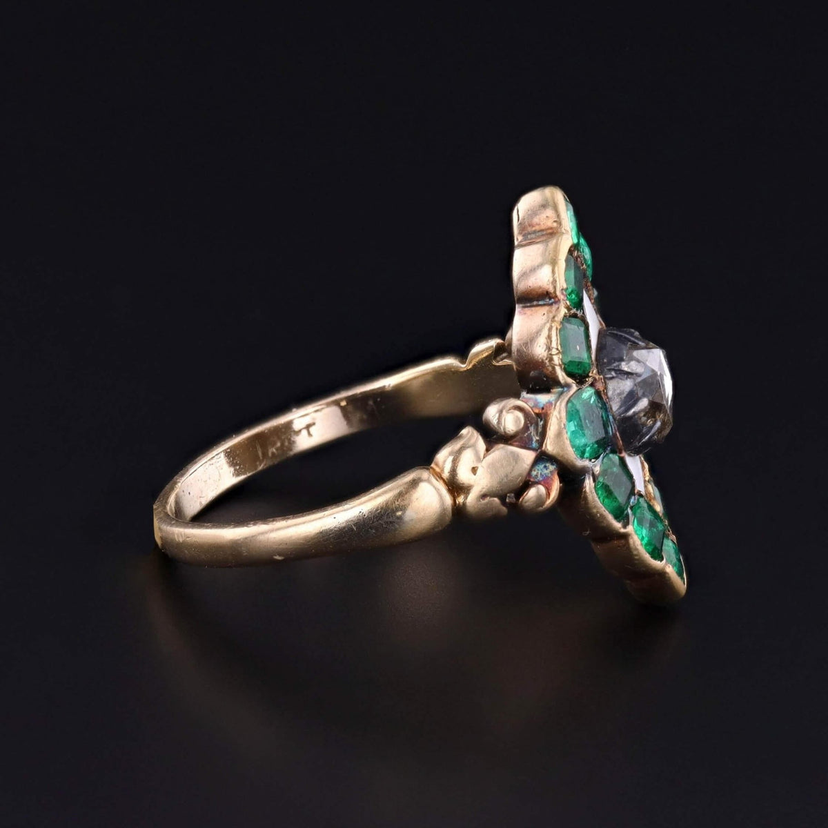 Georgian Emerald and Diamond Ring of 18k and 15k Gold - Trademark Antiques