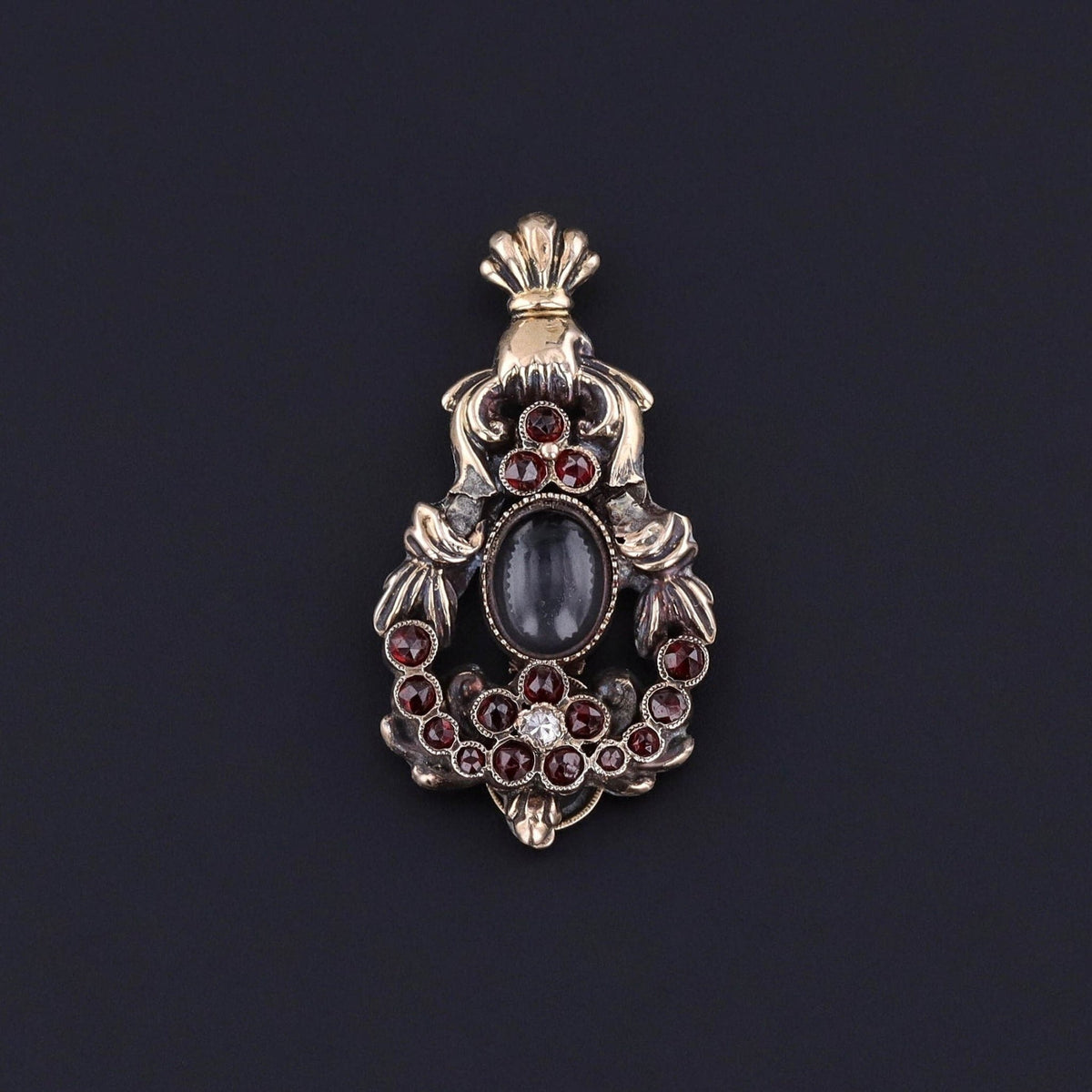 Georgian Garnet Locket Pendant of 14k Gold - Trademark Antiques