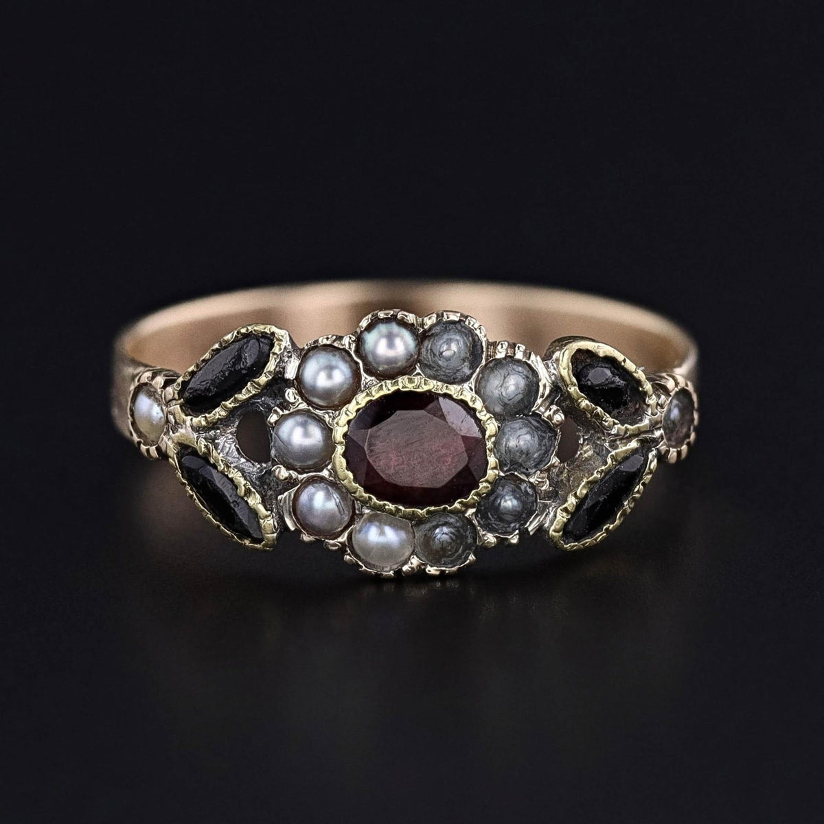 Georgian Garnet Ring of 14k Gold - Trademark Antiques
