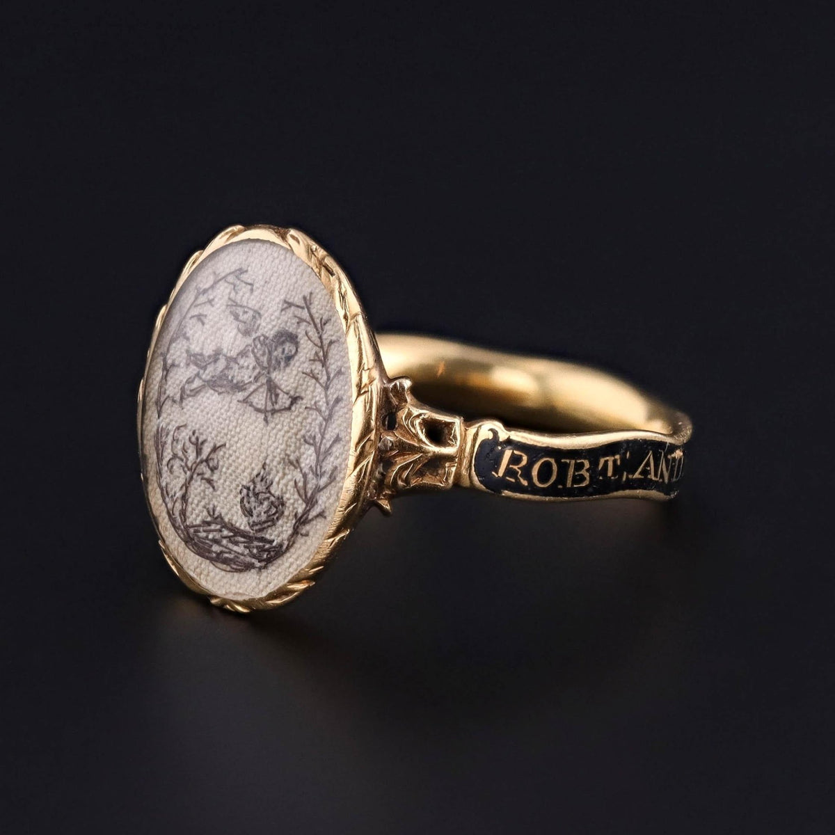 Georgian Mourning Ring of 18k Gold - Trademark Antiques