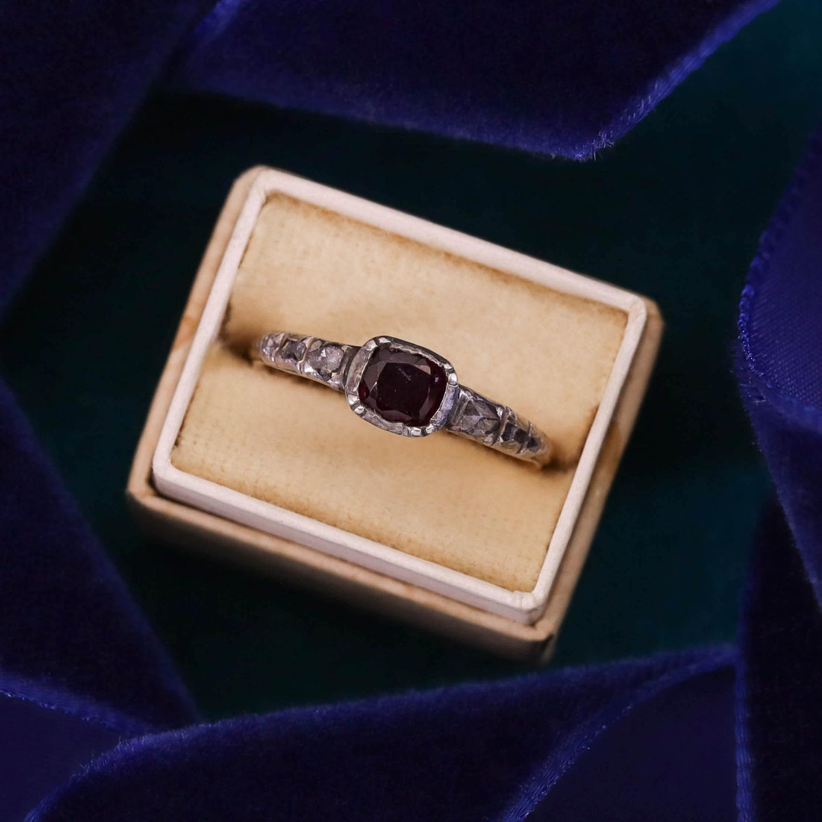 Georgian Rhodolite Garnet and Diamond Ring of 14k Gold - Trademark Antiques