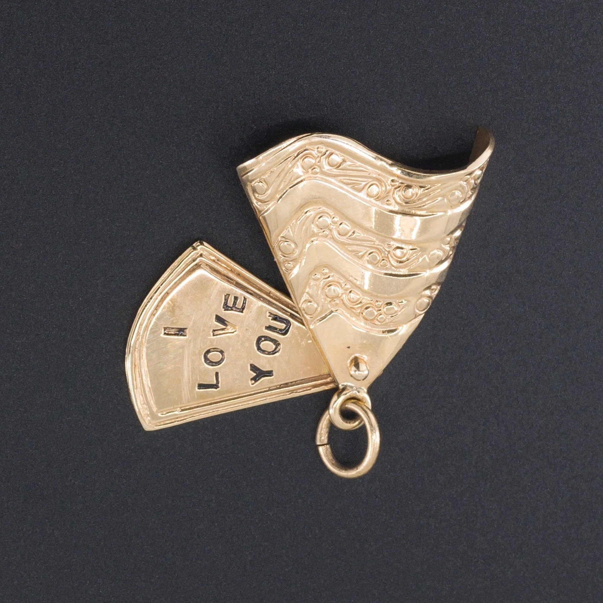 Vintage Moveable Fan Charm of 14k Gold