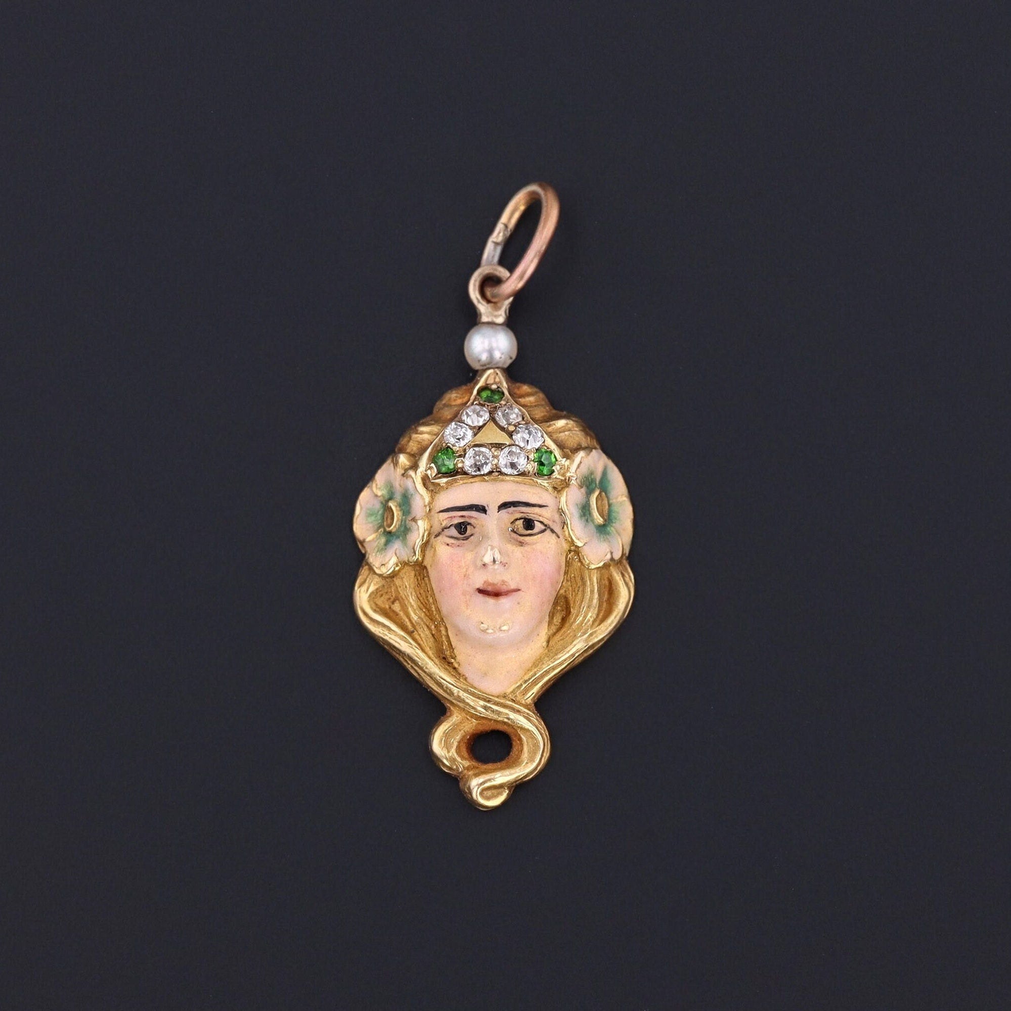 Art Nouveau Woman Charm of 14k Gold