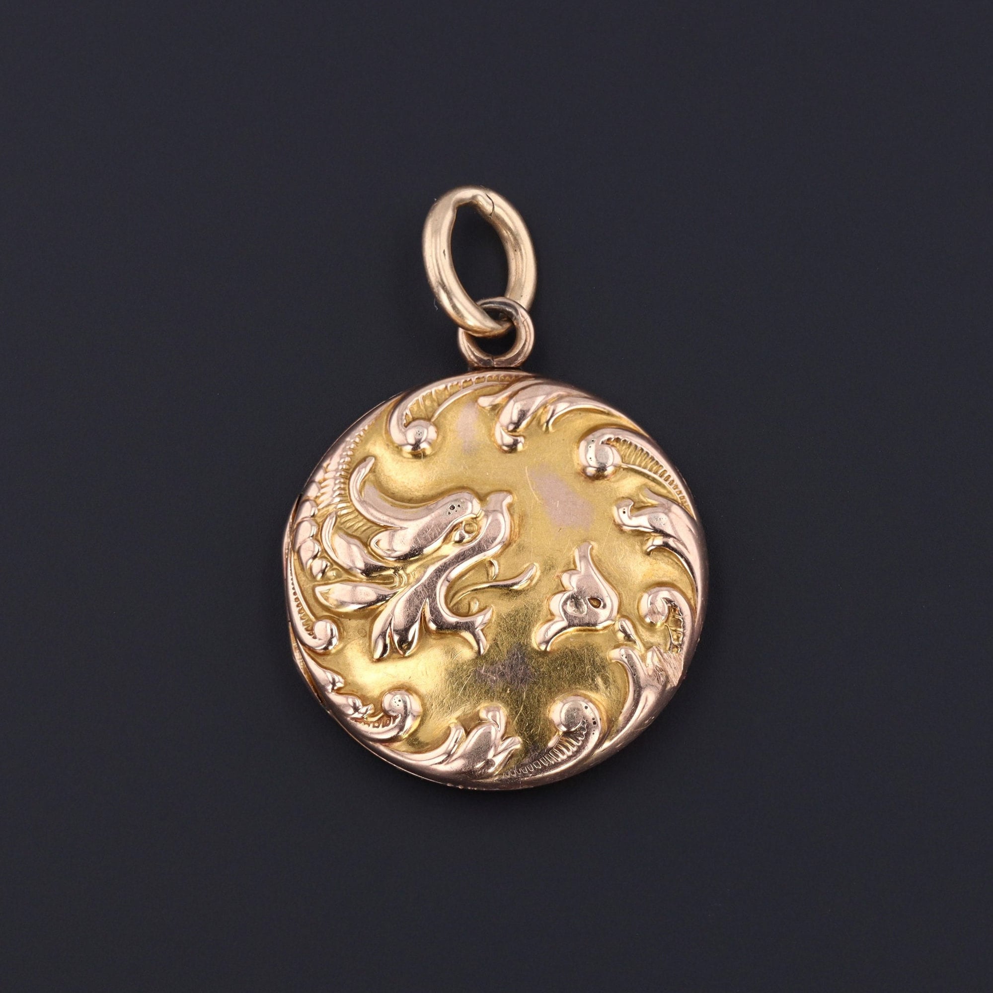 Art Nouveau Locket of 10k Gold