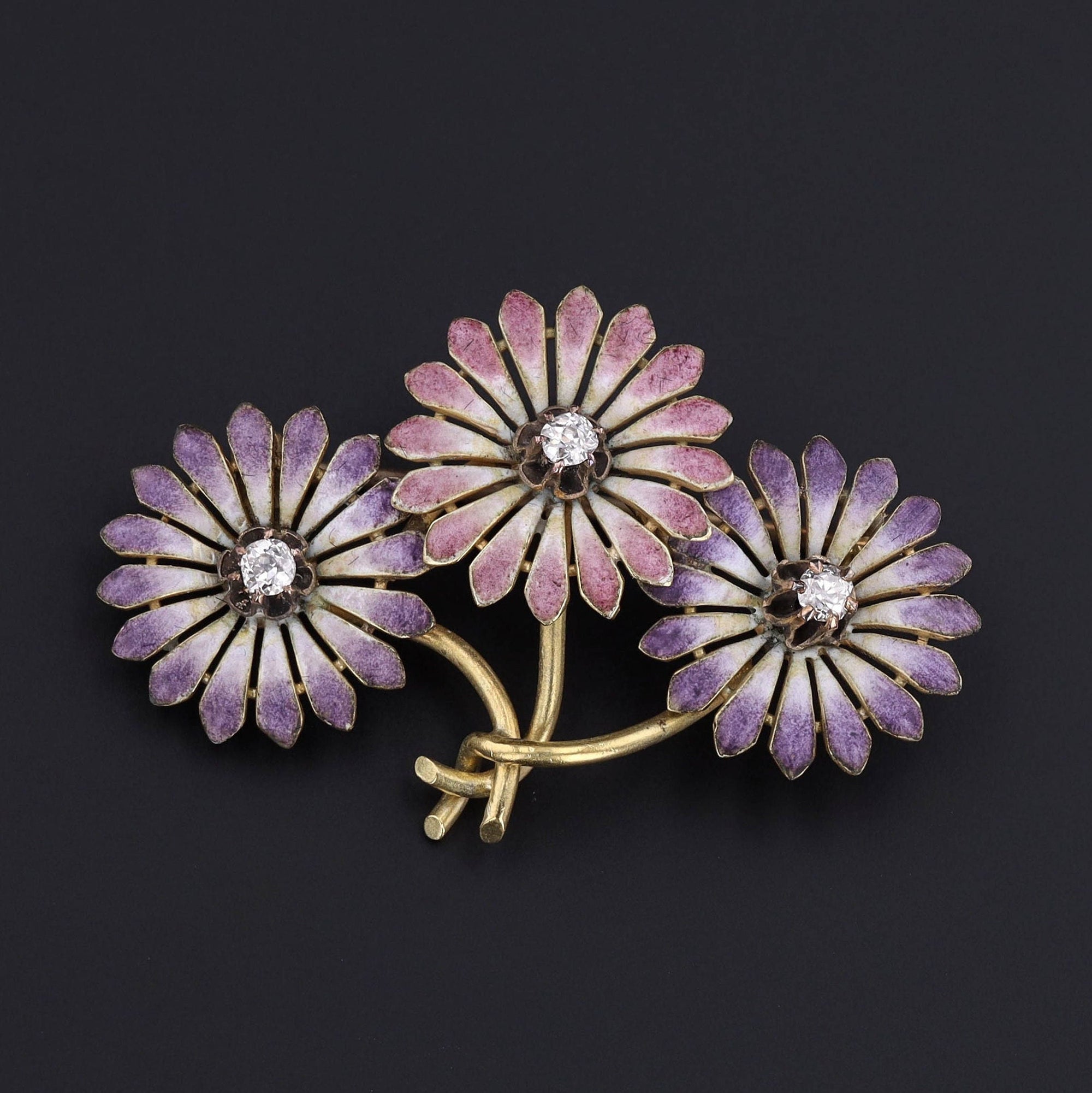 Art Nouveau Purple and Pink Enamel Daisy Brooch of 14k Gold