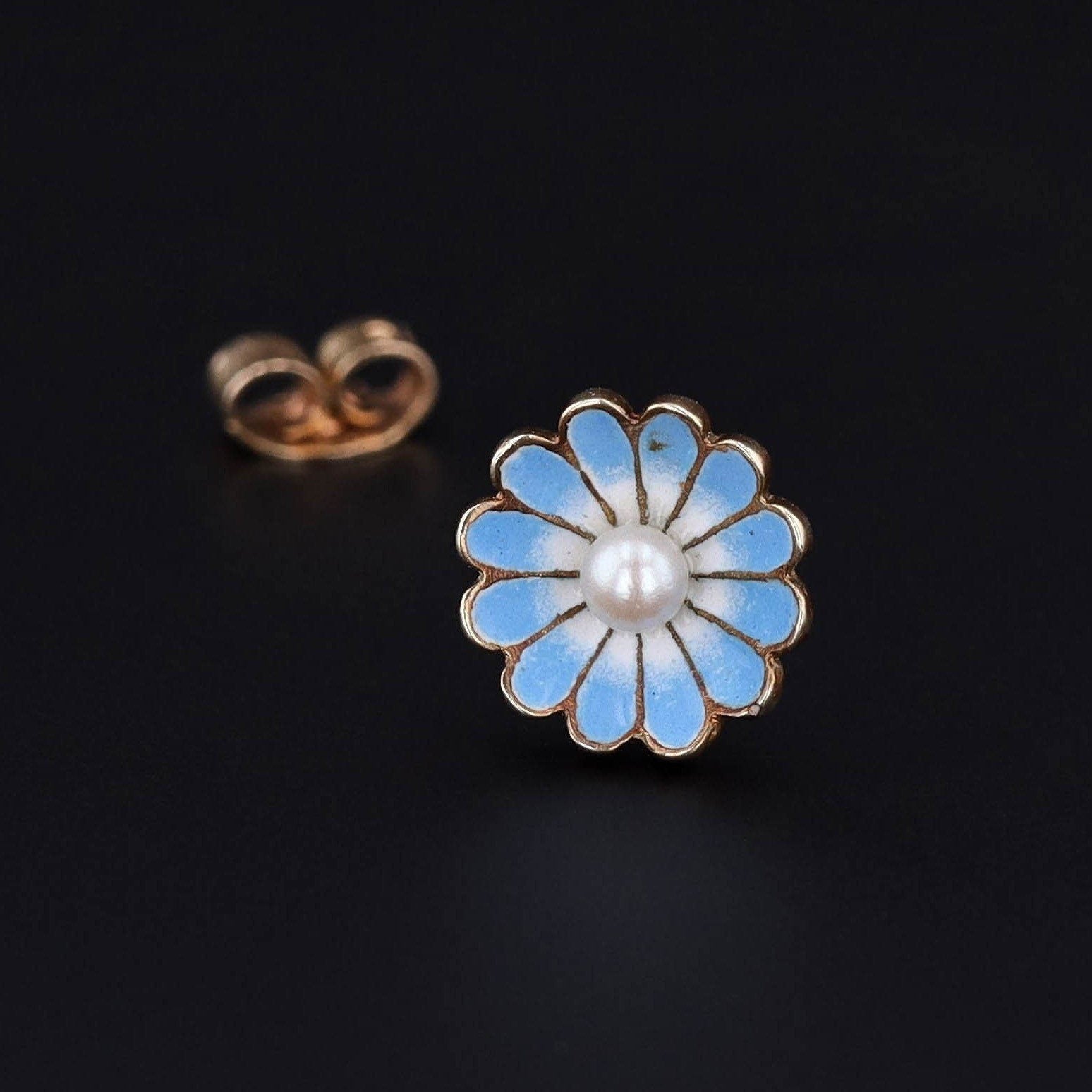 Antique Enamel Flower Single Stud Earring 9ct Gold