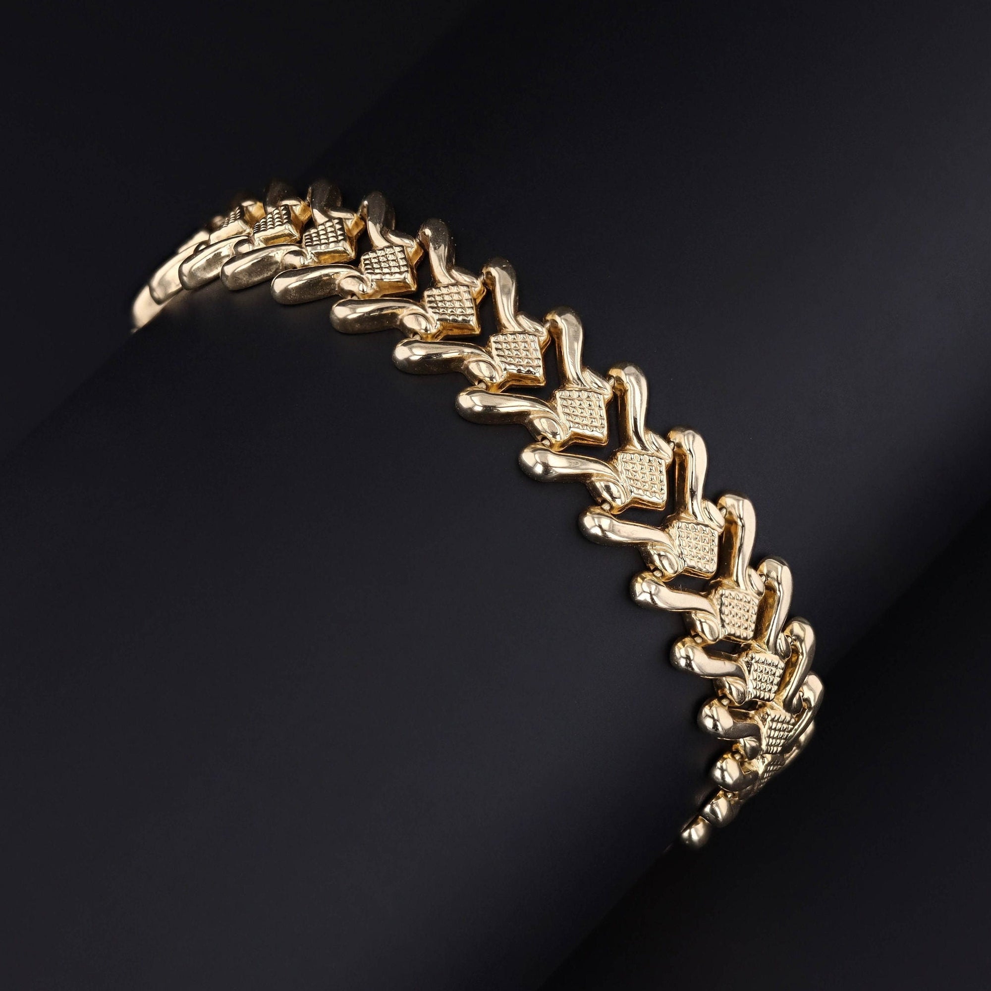 Vintage Link Bracelet of 14k Gold