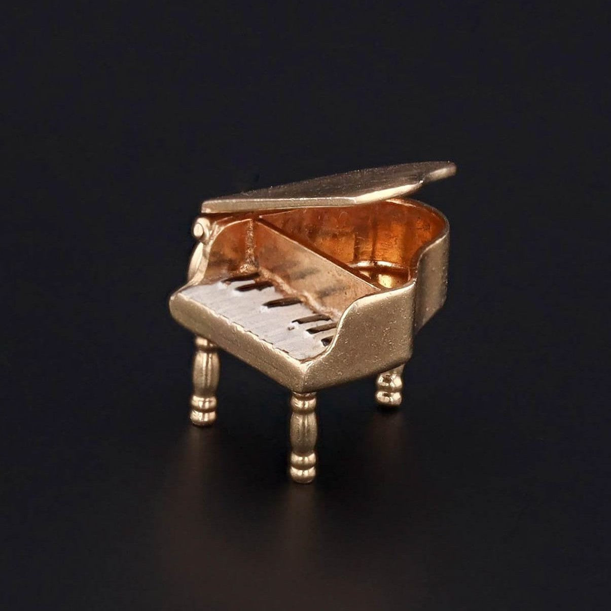 Vintage Piano with Enamel Charm of 14k Gold