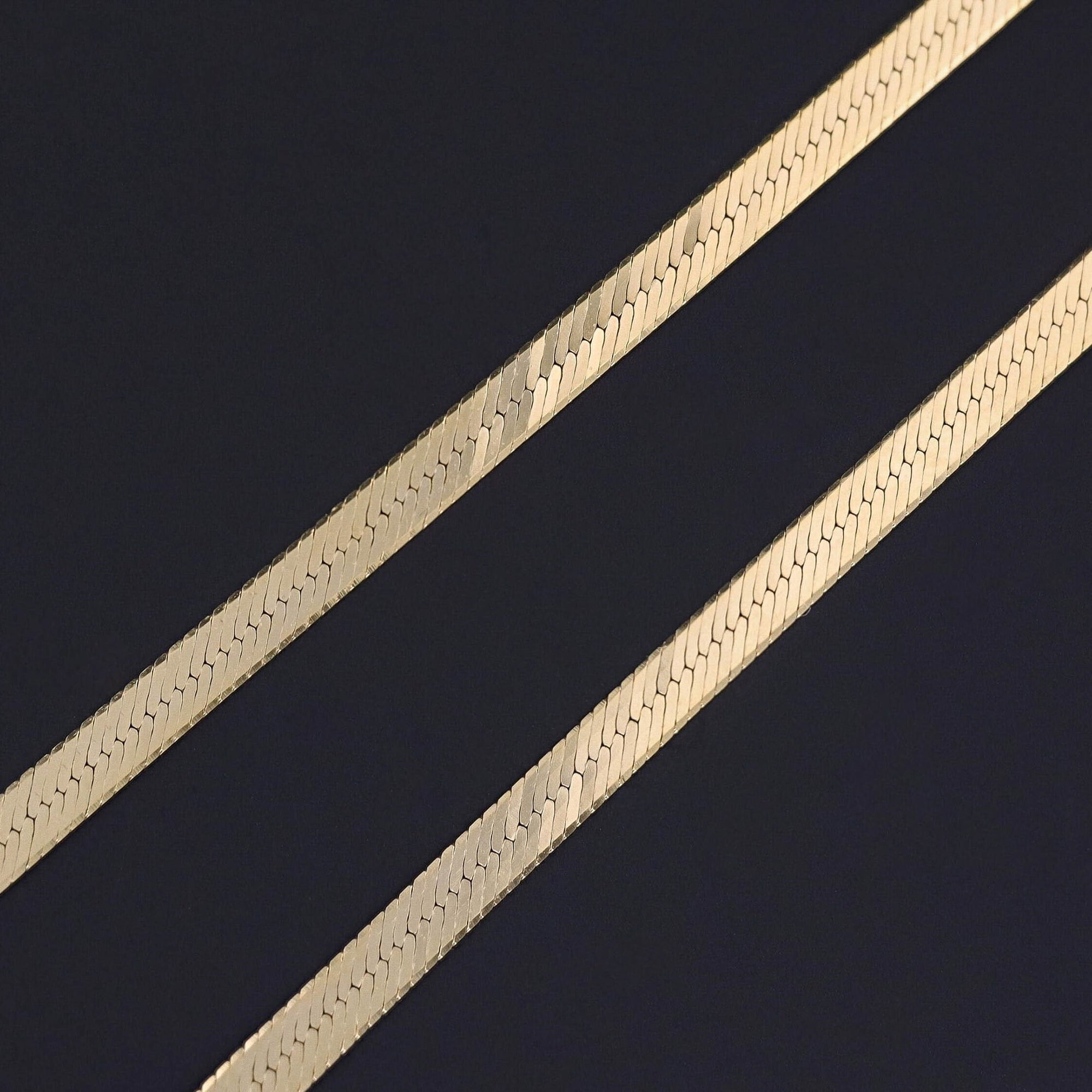 Vintage Herringbone Chain of 14k Gold