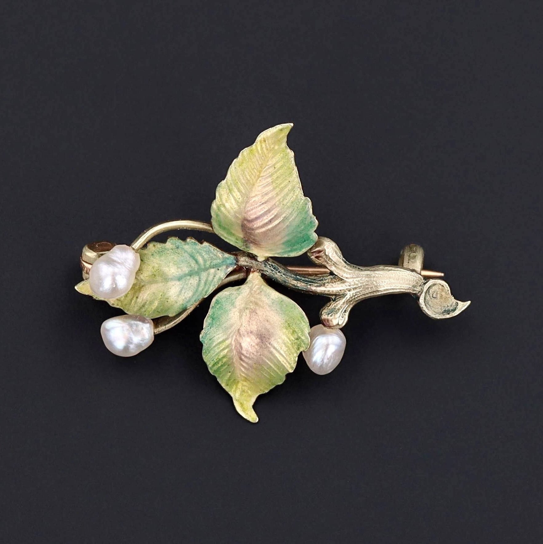 Art Nouveau Enamel and Pearl Brooch of 18k Gold