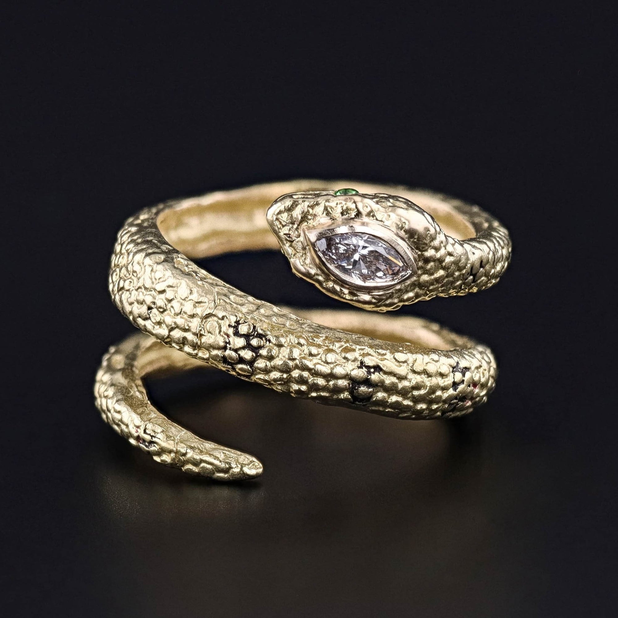 Vintage Snake Ring of 18k Gold