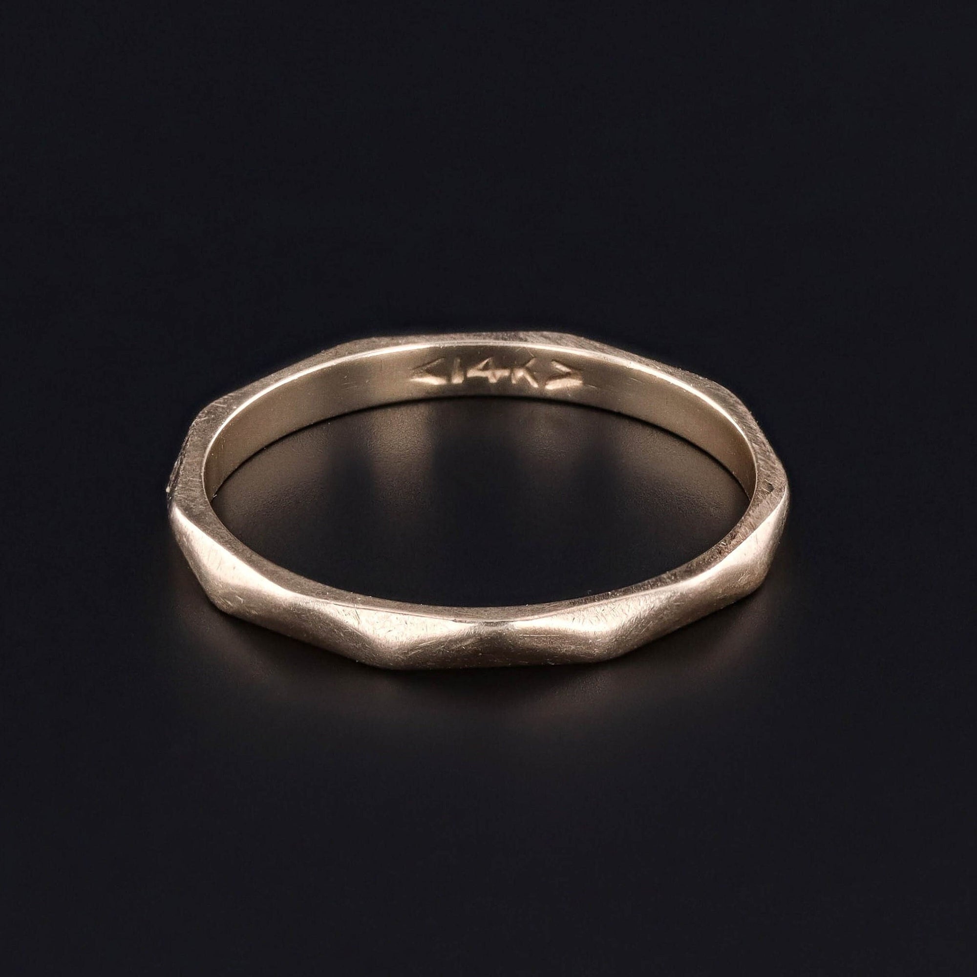 Vintage Wedding Band of 14k Gold