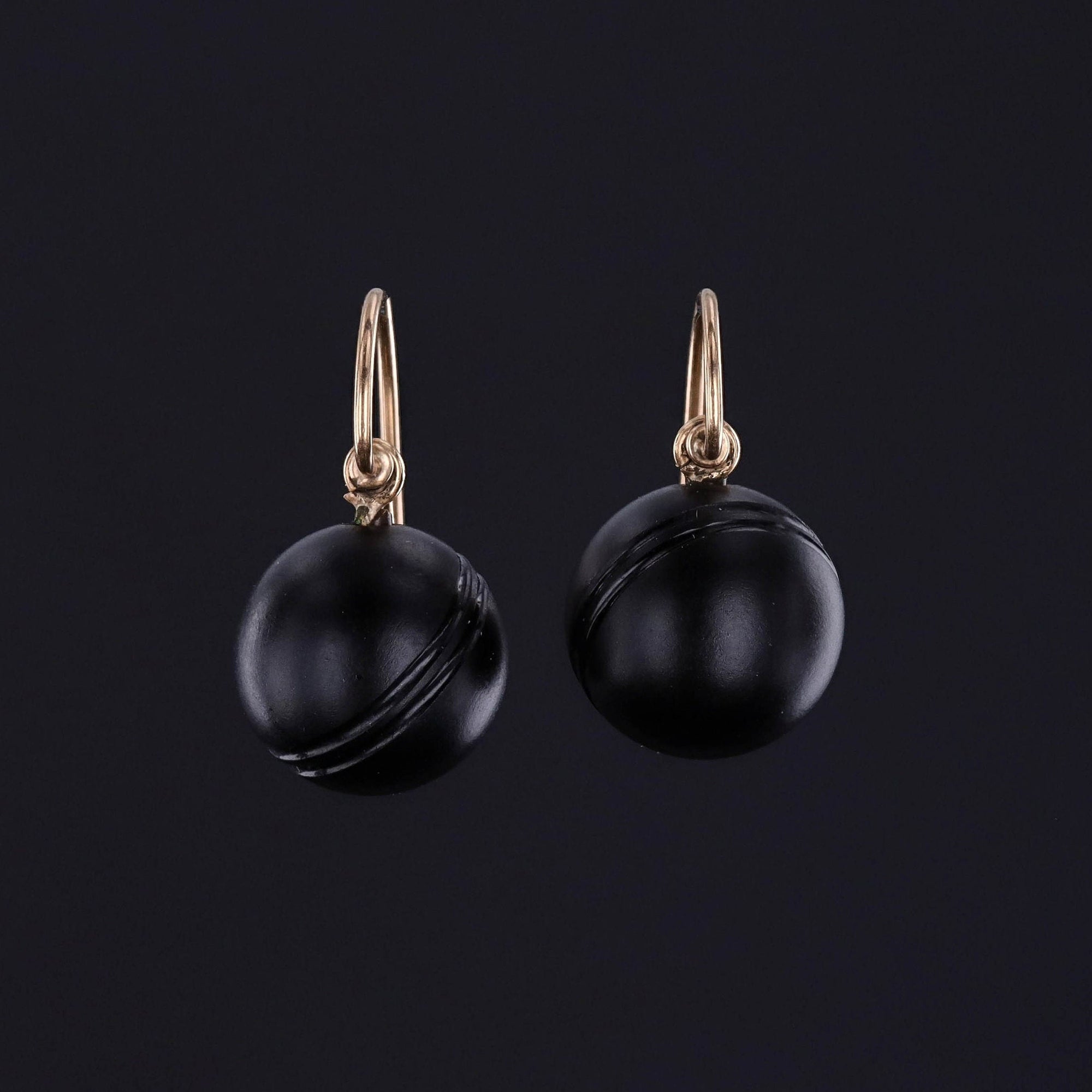 Victorian Onyx Earrings of 14k Gold