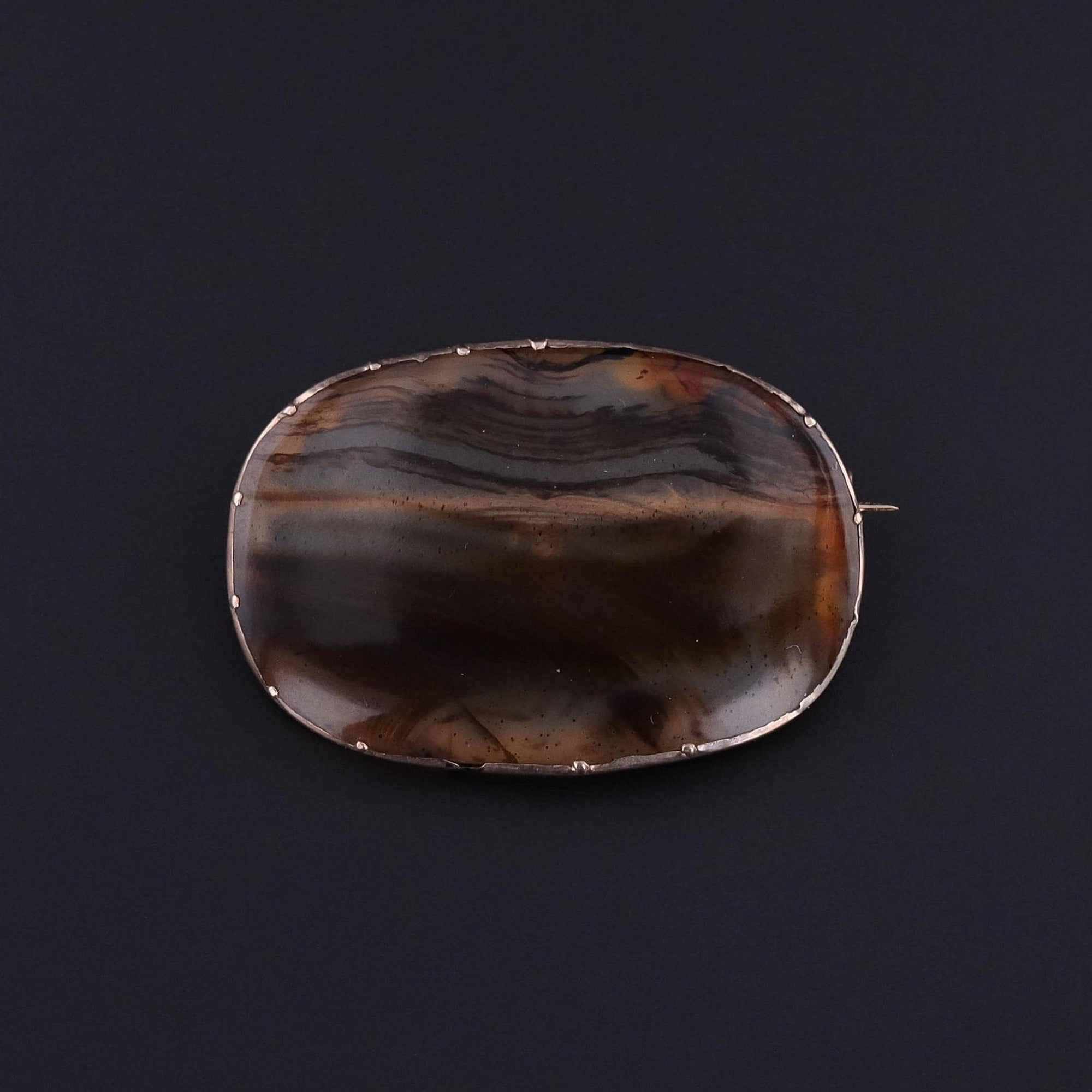 Antique Agate Brooch of 8ct Gold