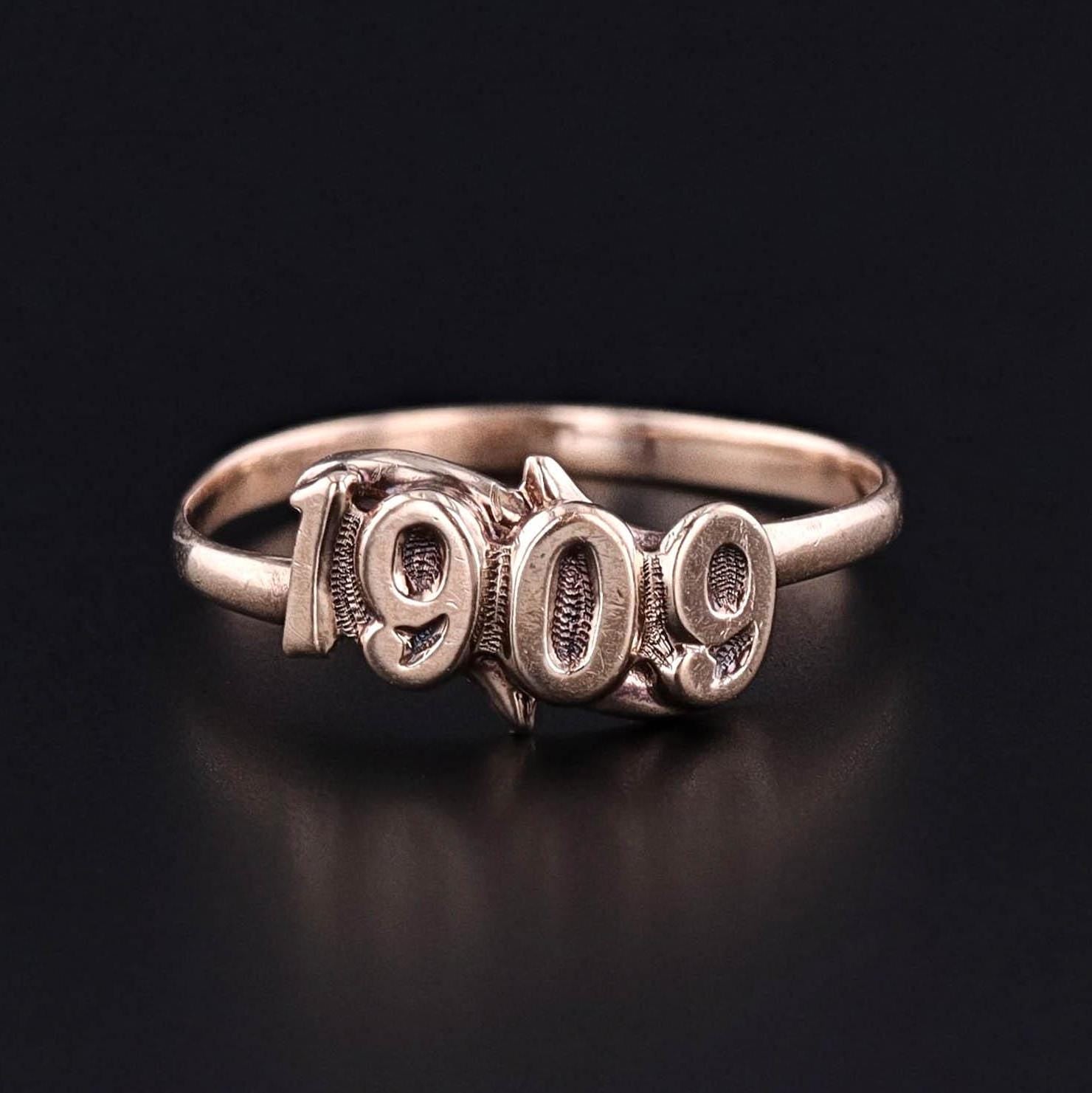 Antique 1909 Ring of 10k Gold