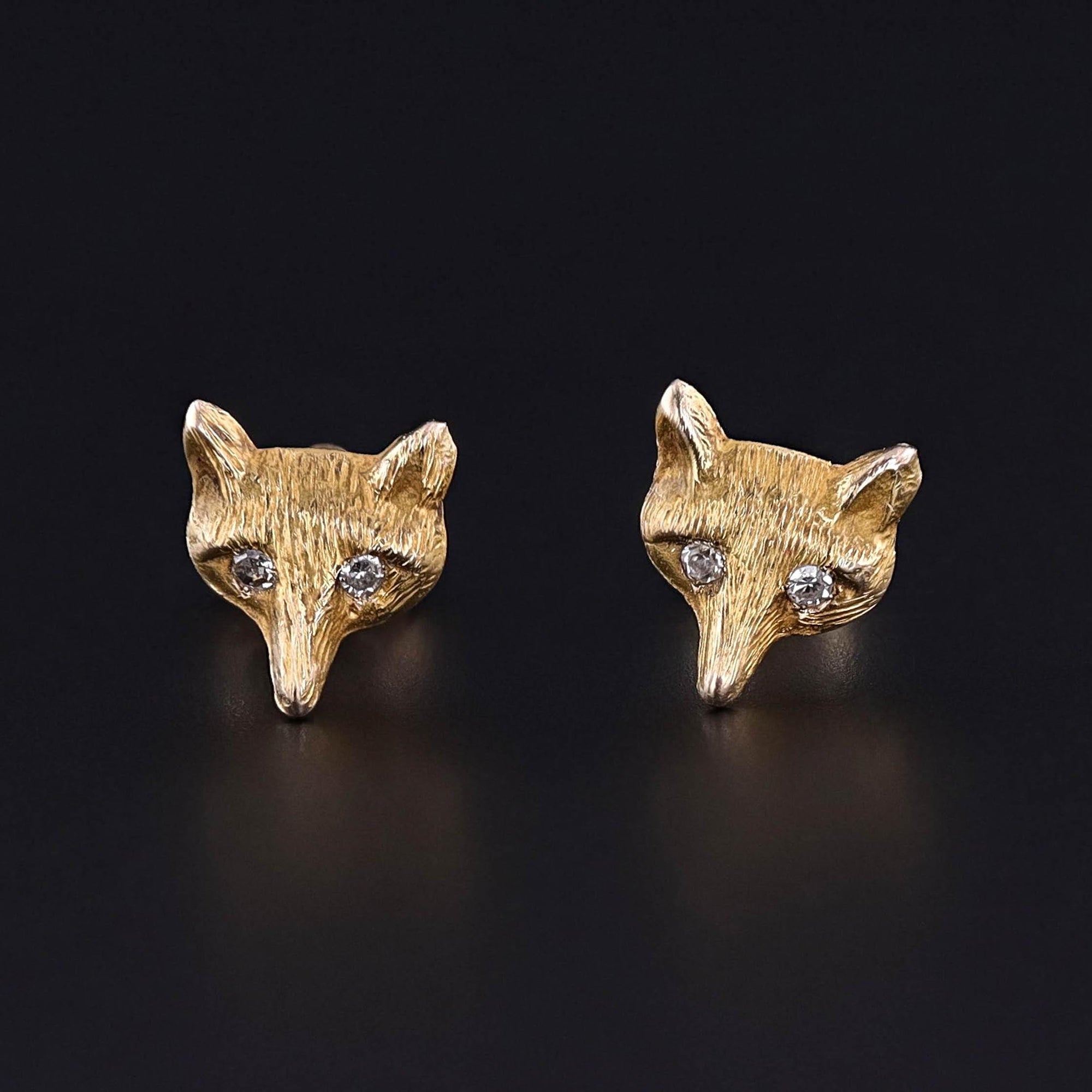 Antique Fox Stud Earrings of 9ct Gold