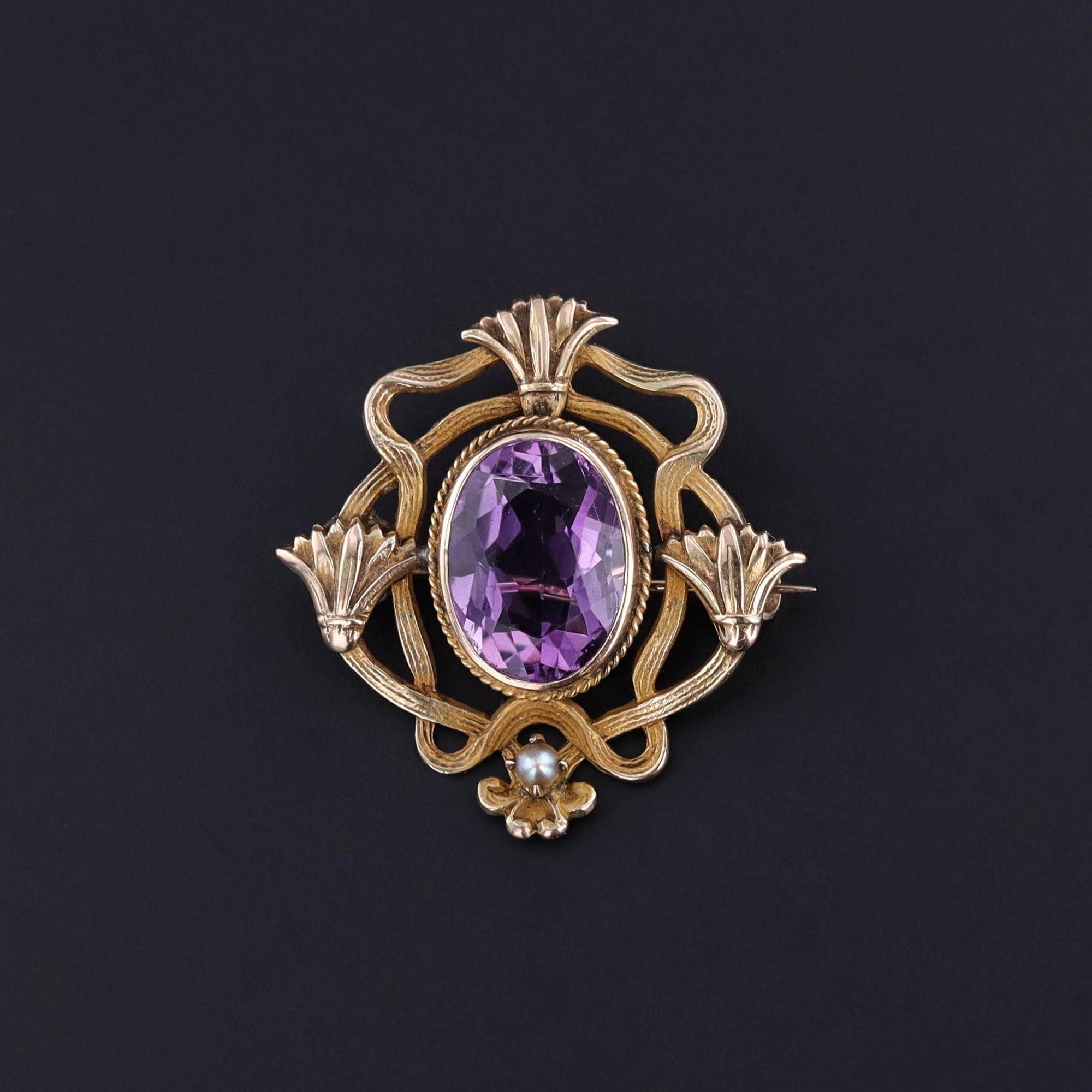 Antique Amethyst Brooch of 10k Gold