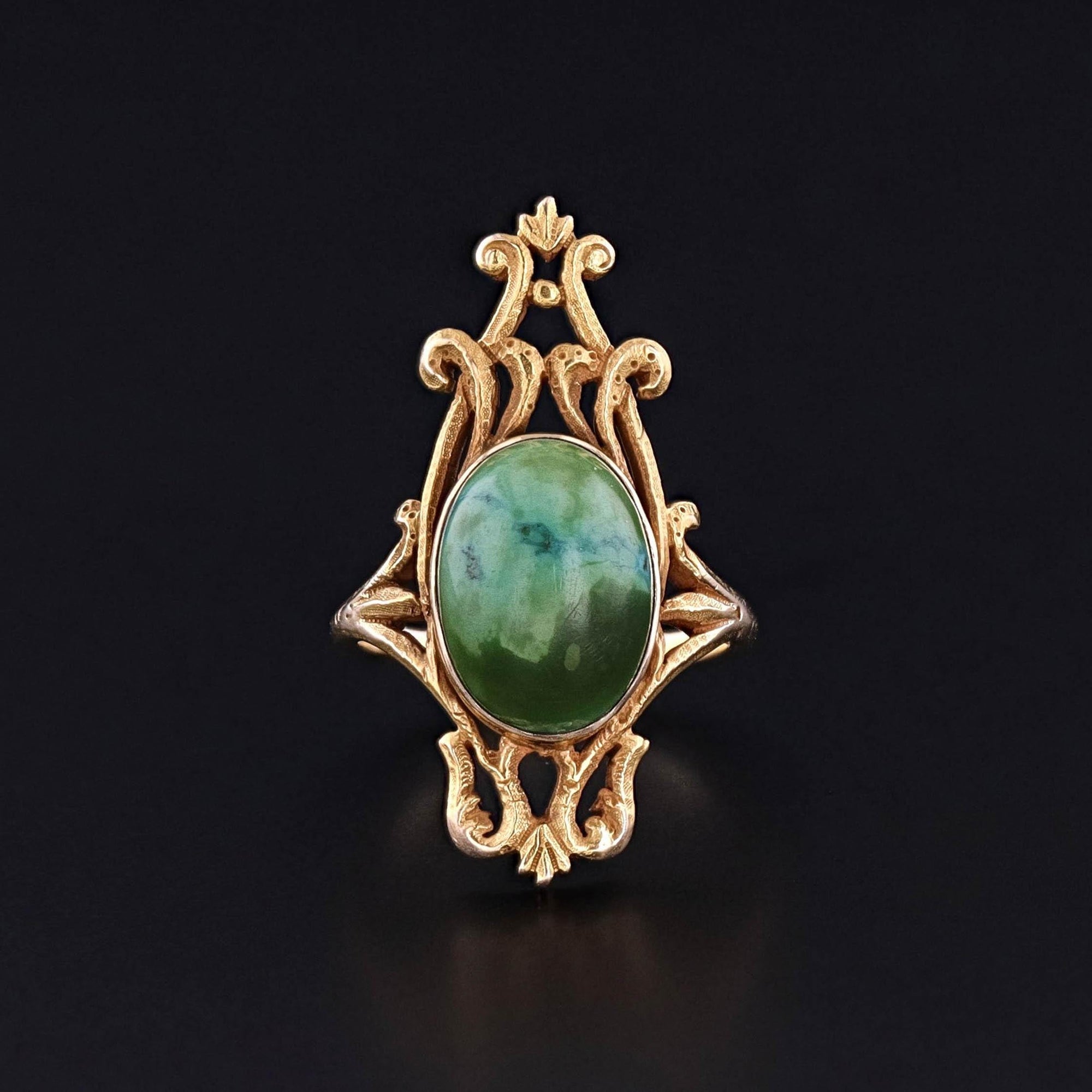 Antique Turquoise Ring of 14k Gold