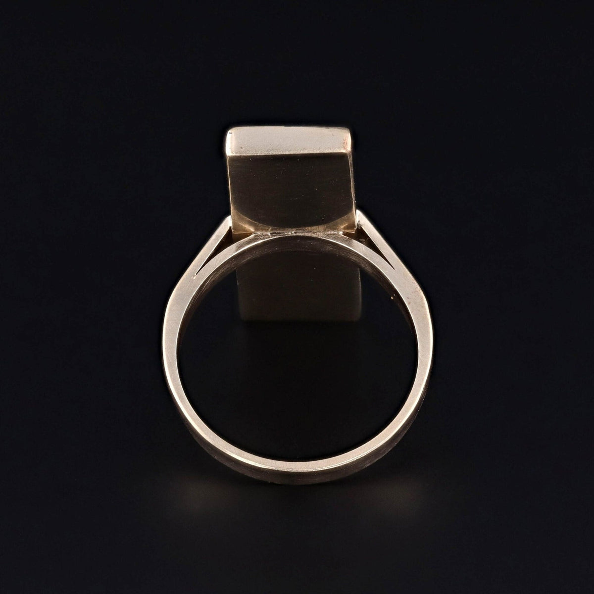 Mother of Pearl Ring of 14k Gold - Trademark Antiques