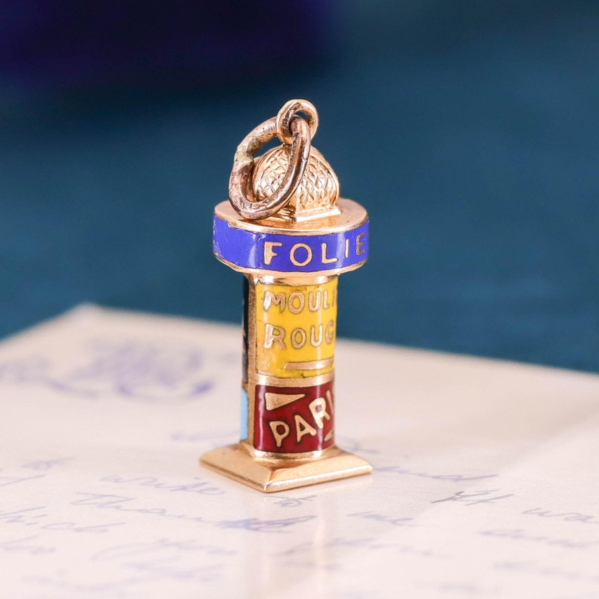 Parisian Morris Column Charm of 18k Gold - Trademark Antiques