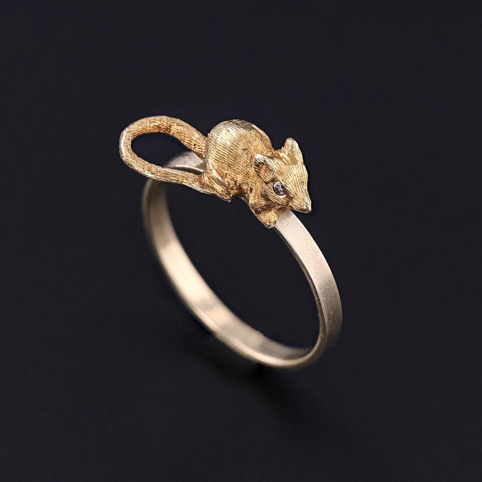 Lab Mouse Ring Unique Mouse Ring of 14k Gold - Trademark Antiques