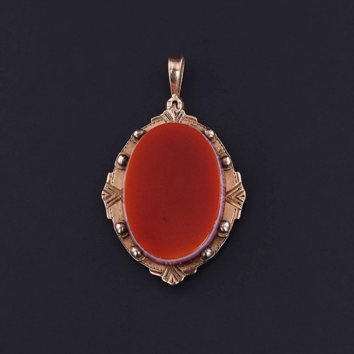 Victorian Agate Locket of 10k Gold - Trademark Antiques
