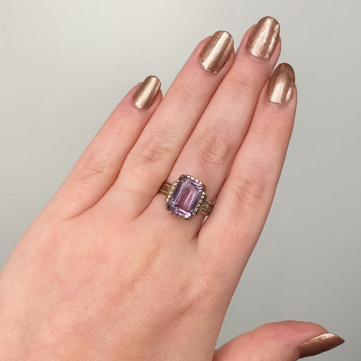 Victorian Amethyst Ring of 8ct Gold - Trademark Antiques