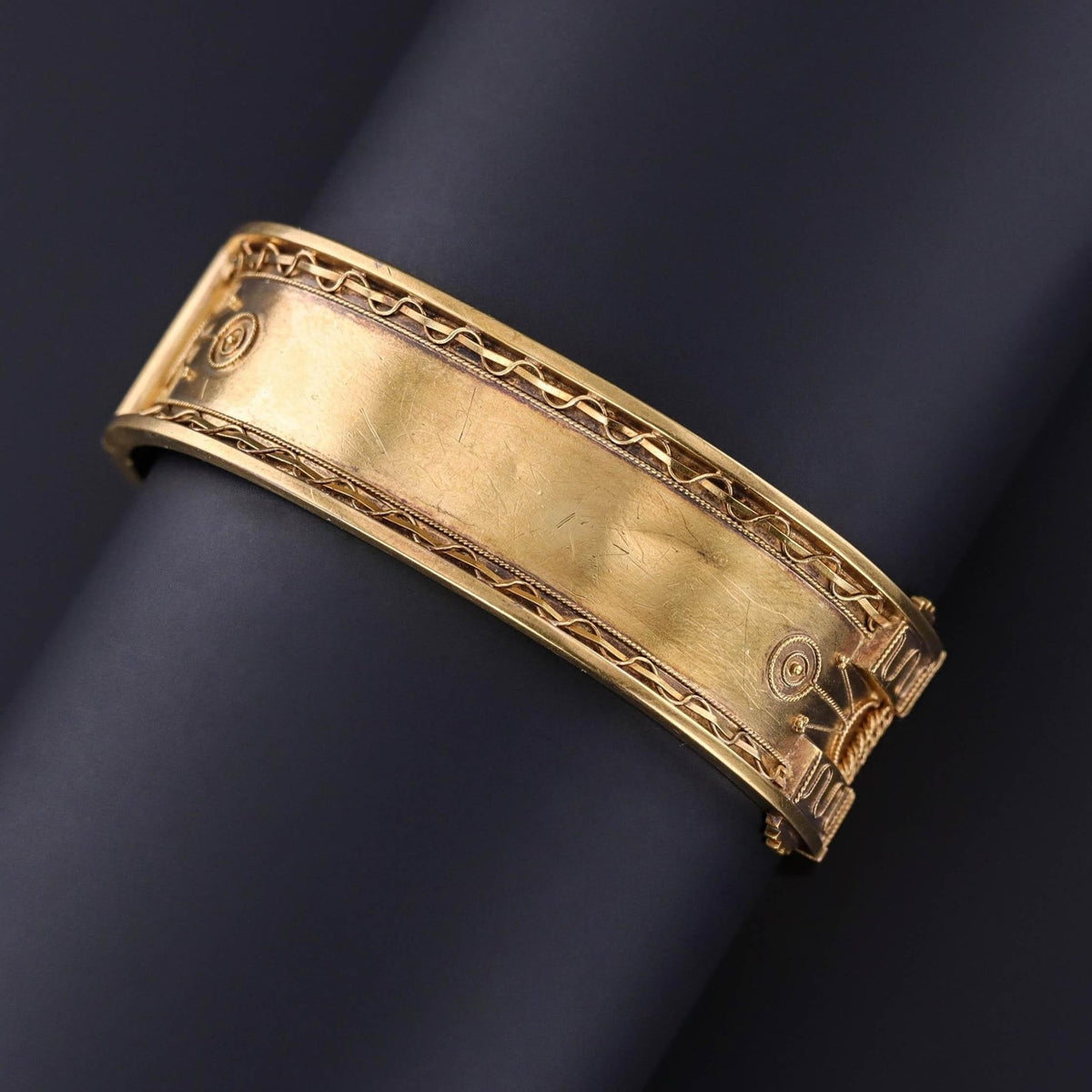 Victorian Bracelet Pair of 14k Gold - Trademark Antiques