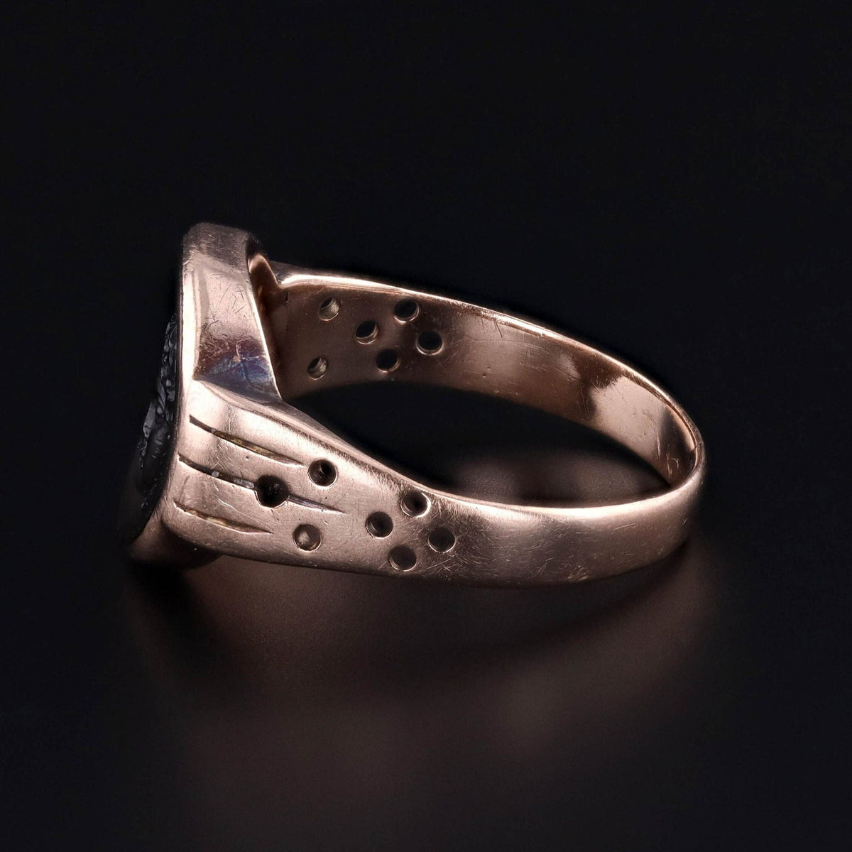 Victorian Carnelian Cherub Cameo Ring of 10k Gold - Trademark Antiques