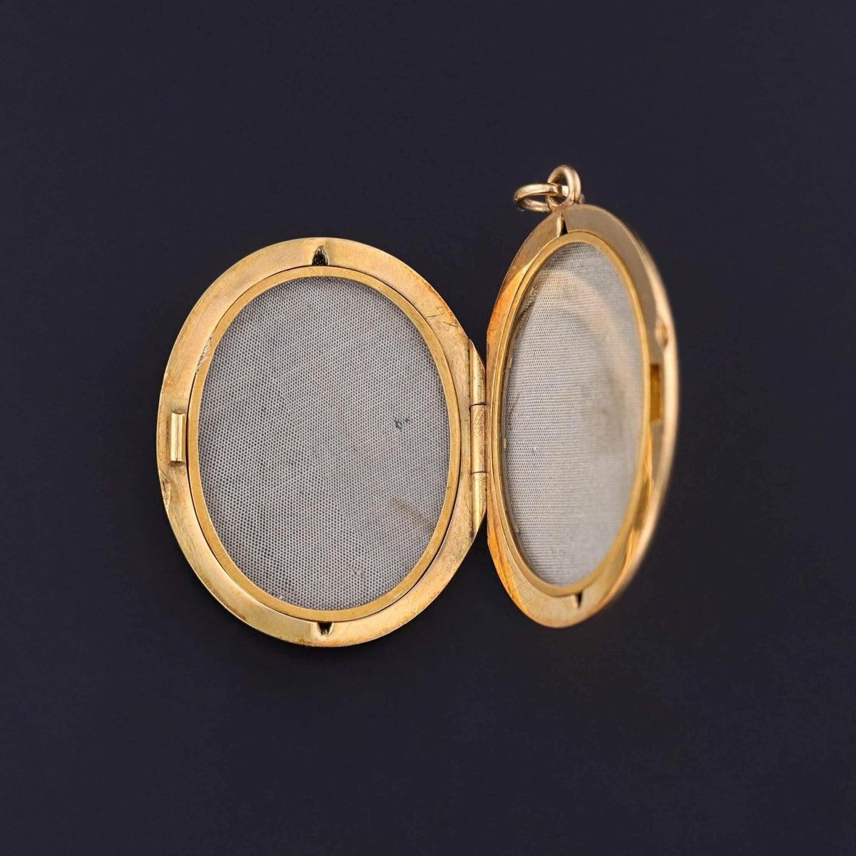 Victorian Cherub Locket of 18k Gold - Trademark Antiques