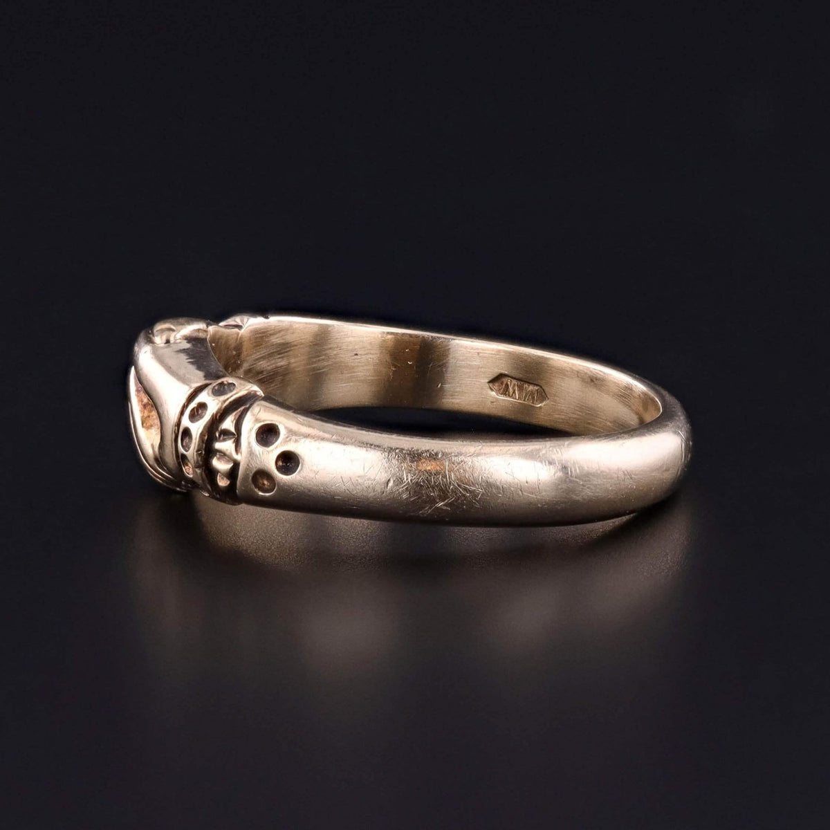 Victorian Fede Ring of 9ct Gold - Trademark Antiques