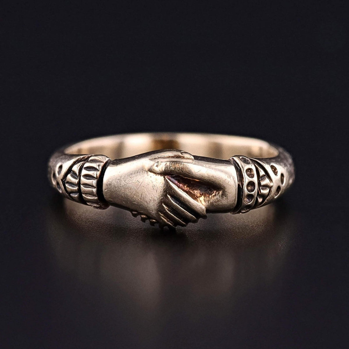 Victorian Fede Ring of 9ct Gold - Trademark Antiques