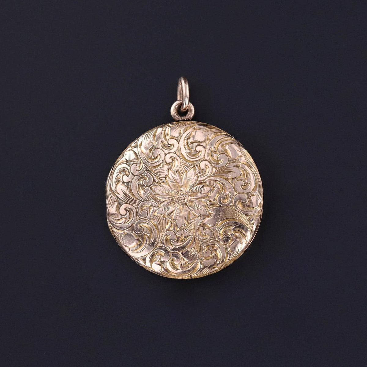 Victorian Floral Locket of 9ct Gold - Trademark Antiques